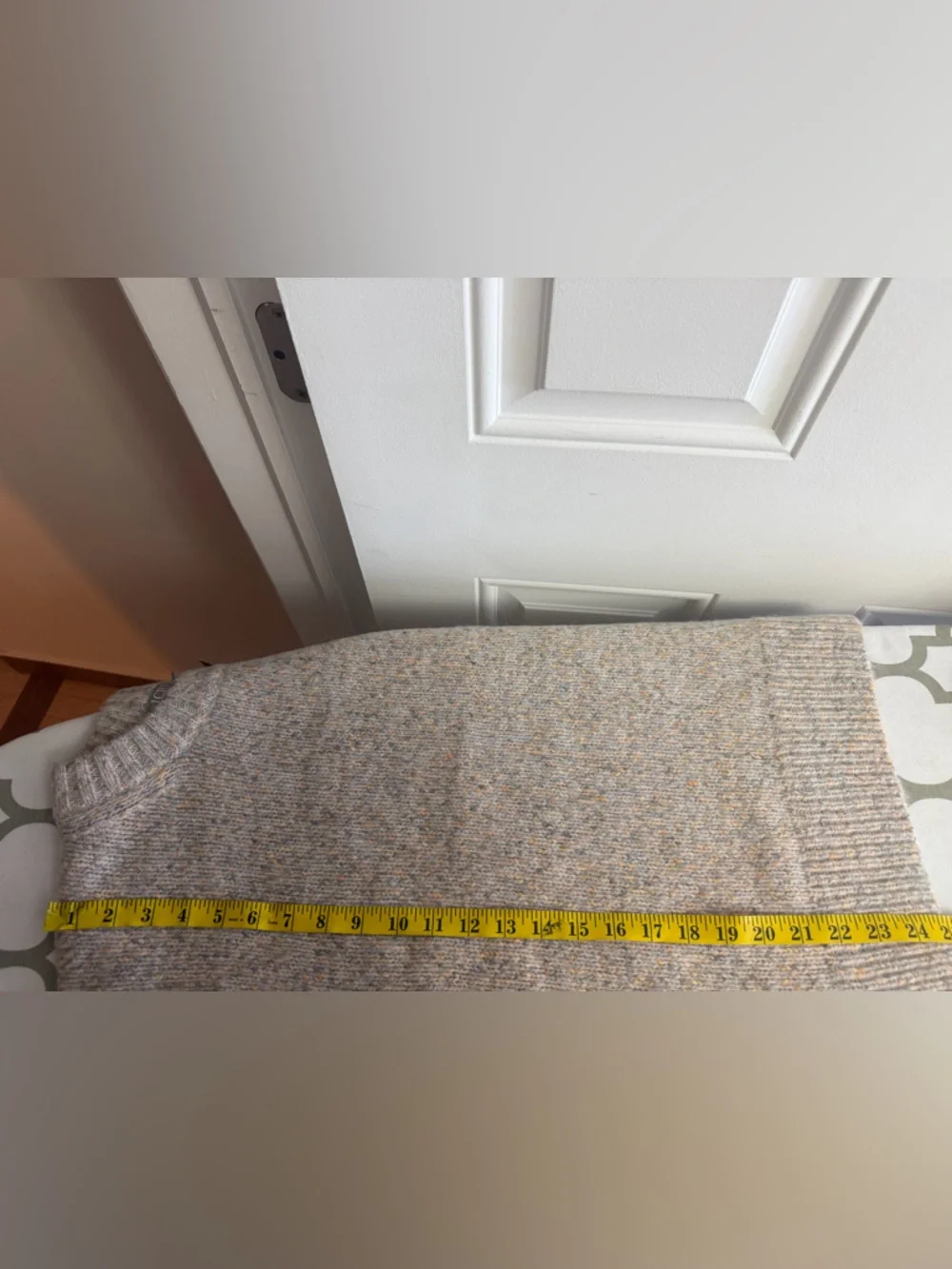 J.Crew Relaxed crewneck pullover NWT Size M - Picture 4 of 10